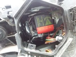 BMW X3 E83 Lampa przednia 3418415