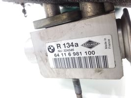 BMW X3 E83 Radiatore aria condizionata (A/C) (abitacolo) 2242536