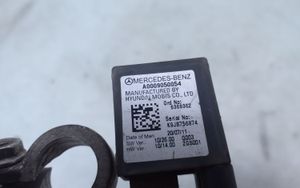 Mercedes-Benz CLS C218 X218 Cavo negativo messa a terra (batteria) A0009050054