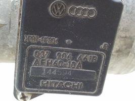 Audi A4 S4 B5 8D Przepływomierz masowy powietrza MAF 037906461B