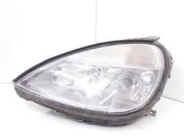 Mercedes-Benz A W168 Lampa przednia A1688200161