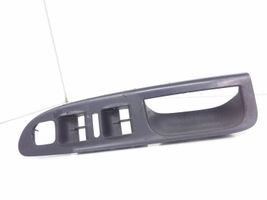 Volkswagen PASSAT B6 Front door interior handle trim 3C1867171