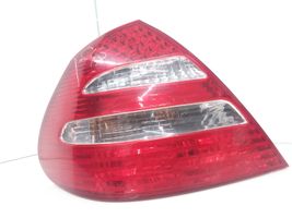 Mercedes-Benz E W211 Luci posteriori A2118200564