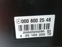 Mercedes-Benz E W211 Pompka centralnego zamka 0008002548