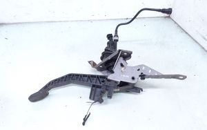 Ford Focus Pedale della frizione 4M517B633XB