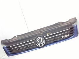 Volkswagen Transporter - Caravelle T4 Maskownica / Grill / Atrapa górna chłodnicy 701853653D