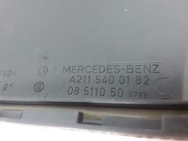 Mercedes-Benz E W211 Coperchio scatola dei fusibili A2115400182