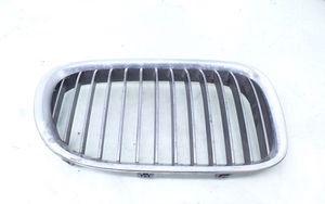 BMW 7 E65 E66 Griglia superiore del radiatore paraurti anteriore 10627110