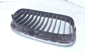 BMW 7 E65 E66 Griglia superiore del radiatore paraurti anteriore 10627110