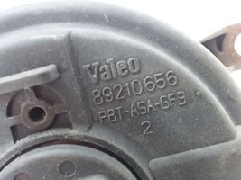 Toyota Yaris Etusumuvalo 89210656