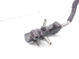 Saab 9-5 Regulator ciśnienia paliwa 55203803