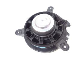 Volvo V40 Cross country Takaoven kaiutin 30657445