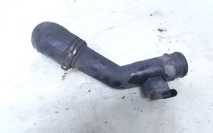 Volkswagen Sharan Tube d'admission de tuyau de refroidisseur intermédiaire 7M3145957C