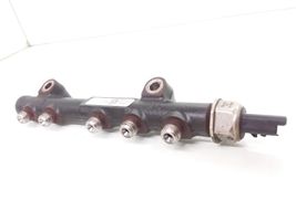 Volvo V40 Cross country Kraftstoffverteiler Einspritzleiste Verteilerrohr 9670076780