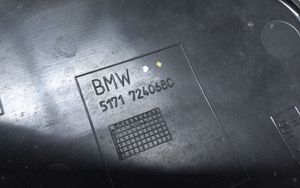 BMW 1 F20 F21 Облицовка (облицовки) стеклоочистителей 7240680