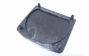 BMW 1 F20 F21 Subwoofer-bassoelementin etusäleikkö/lista 9223670