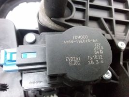 Ford Focus Sisälämmityksen ilmastoinnin korin kokoonpano BV6N19B555LK