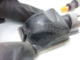 Ford Focus Element lusterka bocznego drzwi przednich 212836413