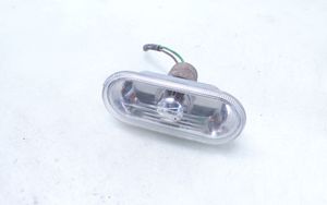 Volkswagen PASSAT B5.5 Front fender indicator light 1J0949117