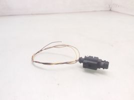 Audi A6 S6 C6 4F Sonde température extérieure 8Z0820535