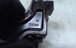 BMW 5 G30 G31 Crankshaft holder bracket 7797926