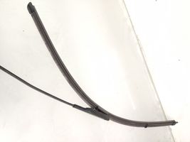 Opel Corsa D Windshield/front glass wiper blade 13284136