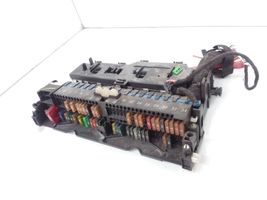 BMW 3 E46 Fuse module 8364542