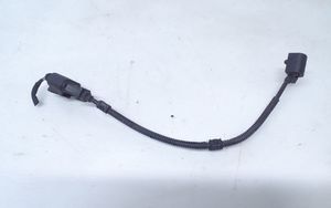 Volkswagen PASSAT B7 Camshaft position sensor 9805940