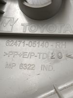 Toyota Avensis T270 D-pilarin verhoilu (yläosa) 6247105140