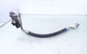 Toyota Avensis T270 Ilmastointilaitteen putki (A/C) 8870405380