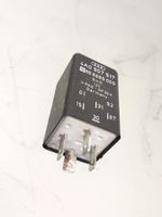 Audi 80 90 S2 B4 ABS relay 4A0907517