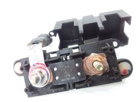 Jaguar S-Type Fuse 14A094AA