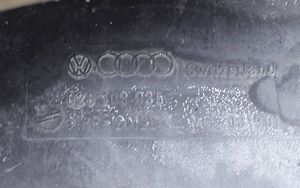 Audi 80 90 S2 B4 Variklio dangtis (apdaila) 028103935