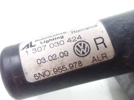 Volkswagen Tiguan Lukturu mazgātāja sprausla (-as) 5N0955978
