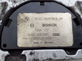 BMW 5 E60 E61 Elektrinis radiatorių ventiliatorius 7789824