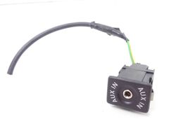 Volkswagen Golf VI AUX in-socket connector 5M0035724