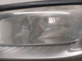 Volvo V70 Lampa przednia 31214351