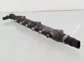 Volvo S60 Kraftstoffverteiler Einspritzleiste Verteilerrohr 8658252