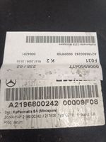 Mercedes-Benz CLS C219 Tavaratilan kaukalon tekstiilikansi A2196800242