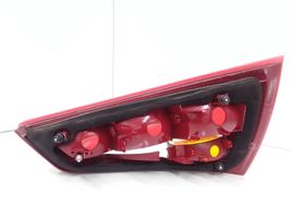 Audi A1 Lampy tylnej klapy bagażnika 17583001