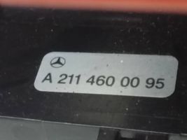 Mercedes-Benz CLS C219 Ohjauspyörän pylvään verhoilu A2114600095