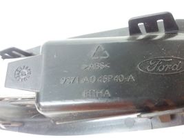 Ford Mondeo MK IV USB-pistokeliitin AM2T19A164BB