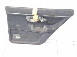 Volkswagen PASSAT B2 Takaoven verhoilu 323867172a