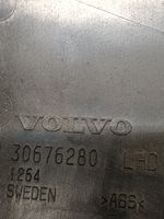 Volvo S80 Schowek deski rozdzielczej 30676280