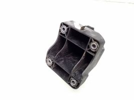 Mercedes-Benz E W213 Supporto di montaggio del motore (usato) a6542230100