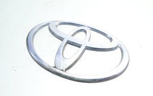 Toyota Yaris Insignia/letras de modelo de fabricante 2302