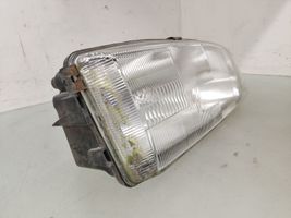 Volvo S70  V70  V70 XC Lampa przednia 205409B