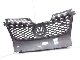 Volkswagen Golf V Maskownica / Grill / Atrapa górna chłodnicy 1T0853601A