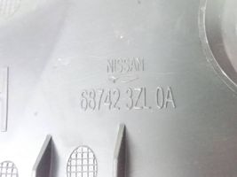Nissan Pulsar Kojelaudan tuuletussuuttimen suojalista 687423ZL0A