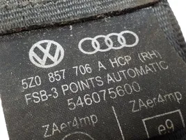 Volkswagen Fox Takaistuimen turvavyö 5Z0857706A